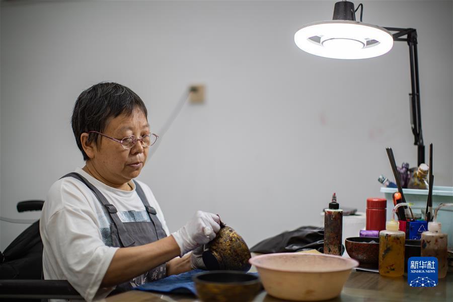 mg游戏中心下载